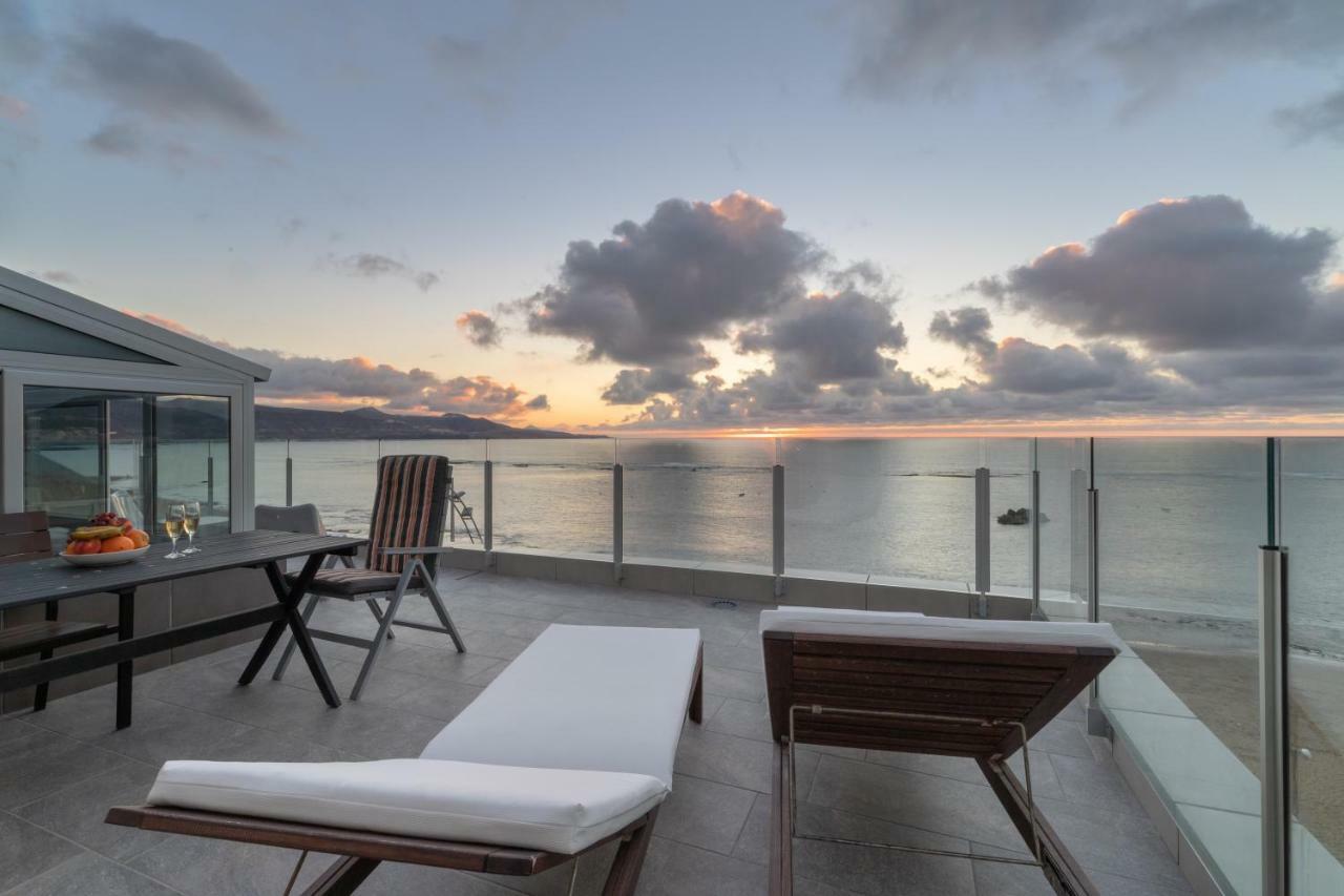 Living Las Canteras Homes - Beachfront Rooftop Las Palmas de Gran Canaria Exterior photo